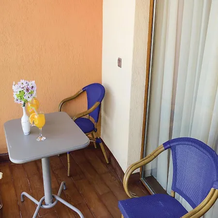 דירה One-bedroom In